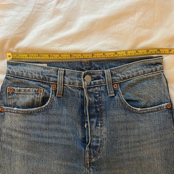 Levi's
501 Skinny Jean Leave A Trace - Picture 8 of 16